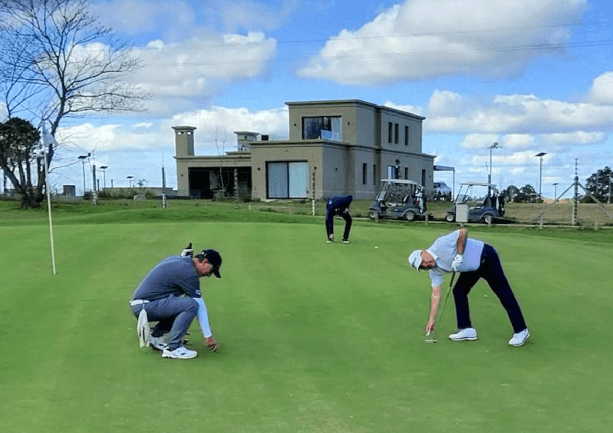 Proyecto Green Designado en acción sobre el green